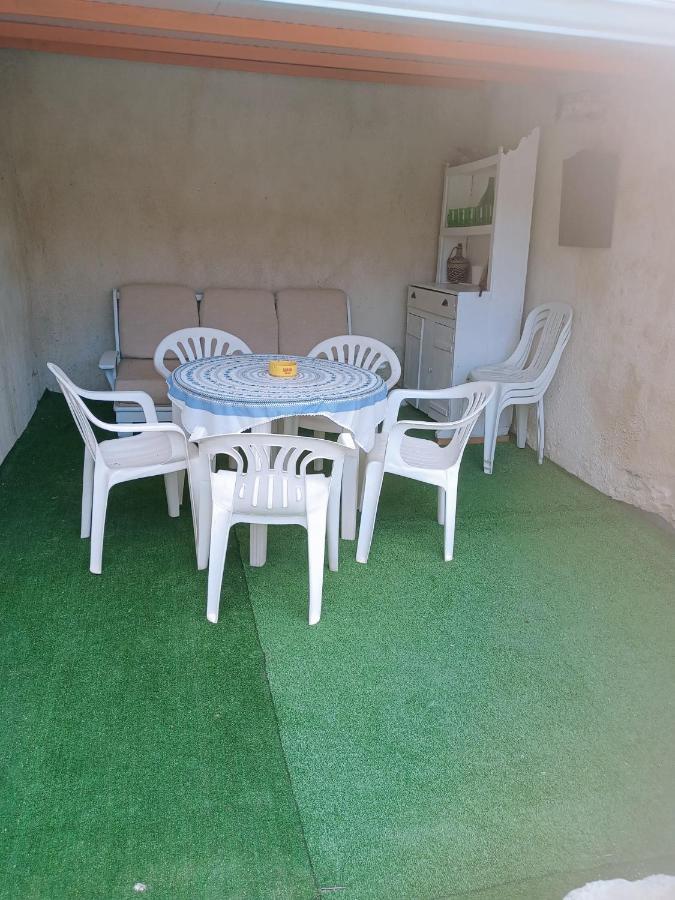 Willy Fogg Villa Pedrosa del Rey Luaran gambar